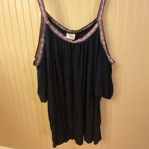Cold shoulder top